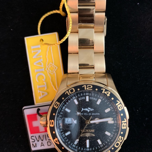 Watch - Picture 3 of 5